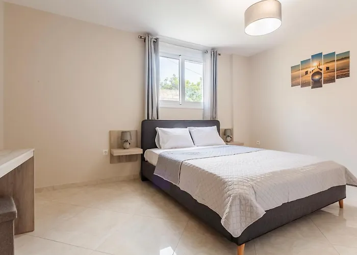 Kelly's Sunset 1 κalamata Nyaraló Vérga Kalamátasz